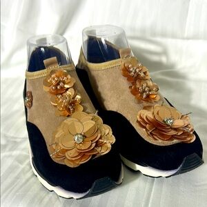 Penny loves Kenny, unique sneakers, floral design, size 8